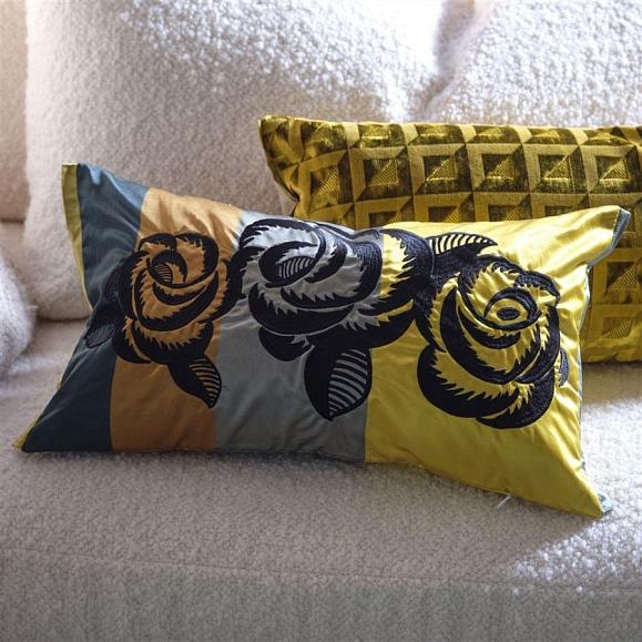 Подушка CCDG1045, Kasuti, Alchemilla, Designers Guild 50х30см