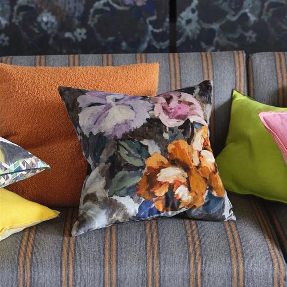 Подушка CCDG1277, Tapestry Flower, Damson, Designers Guild 55x55см