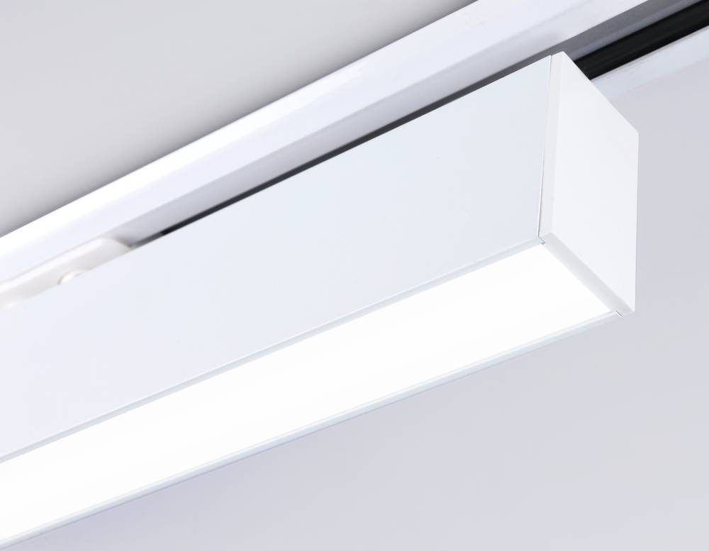 Трековый однофазный светильник Ambrella Light Track System GL6772