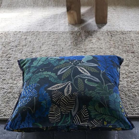 Подушка CCDG1451, Brocart Decoratif Velours, Indigo, Designers Guild 55 x 55см