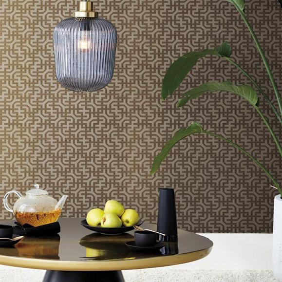 Обои York 5804 Dynastic Lattice Glint/Gold