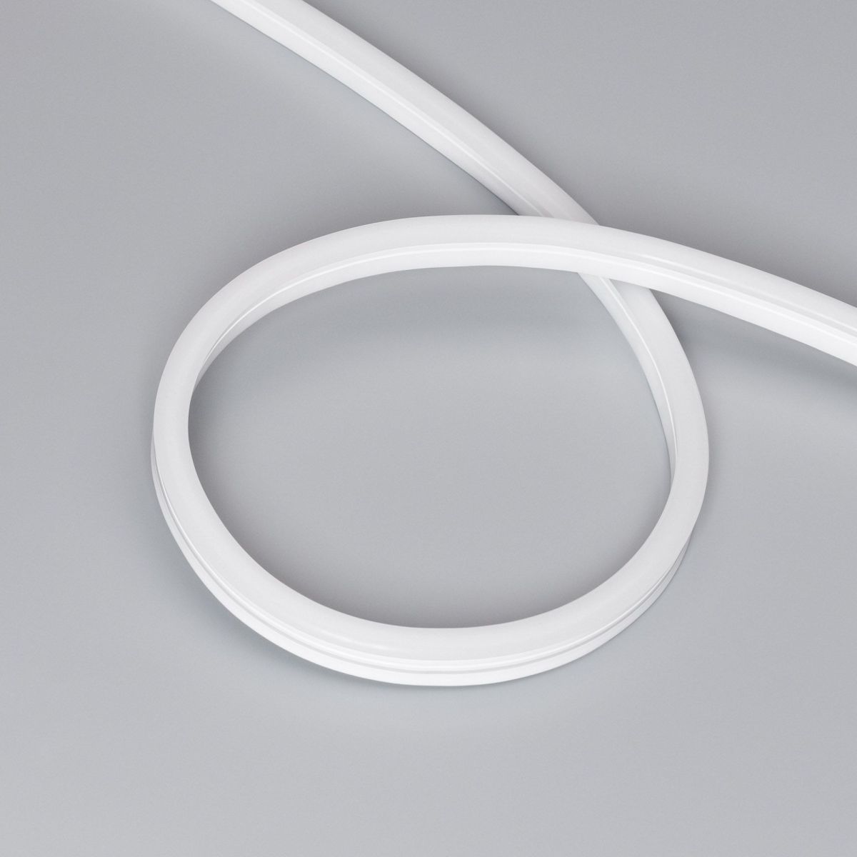 Светодиодная герметичная лента Arlight HALO-SIDE-A160-10x17mm 24V Day4000 (10 W/m, IP67, 5m, wire x1) 053369