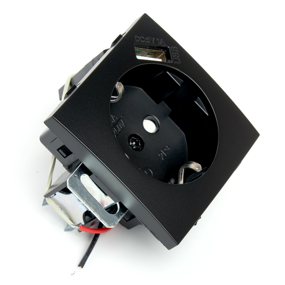 Розетка 1-местная с/з с защитной шторкой и USB Stekker Эрна PST16-9111-03 49155