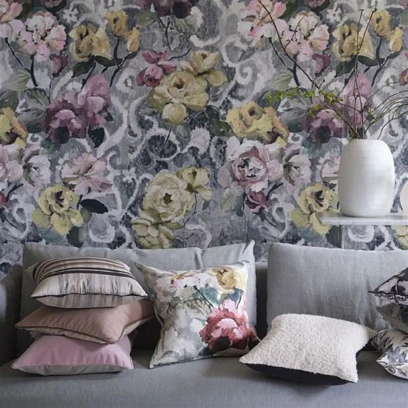 Подушка CCDG1278, Tapestry Flower, Eau de Nil, Designers Guild 50x50см