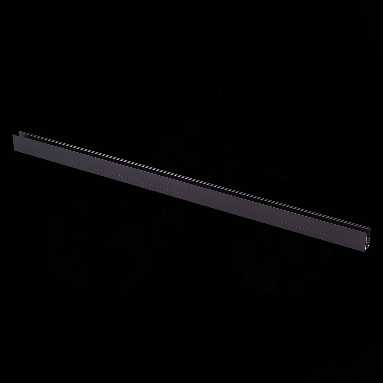 Шинопровод магнитный накладной ST Luce Skyline 48 ST003.419.00