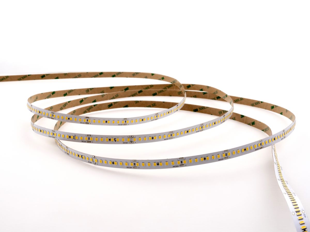 Светодиодная лента LEDS POWER 2835 176/м (16Вт/м) 24В теплая 30м/кат, серия ПРО140 005898