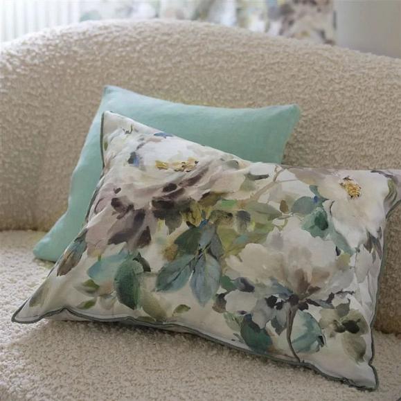 Подушка CCDG1279, Thelma's Garden, Celadon, Designers Guild 60x45см
