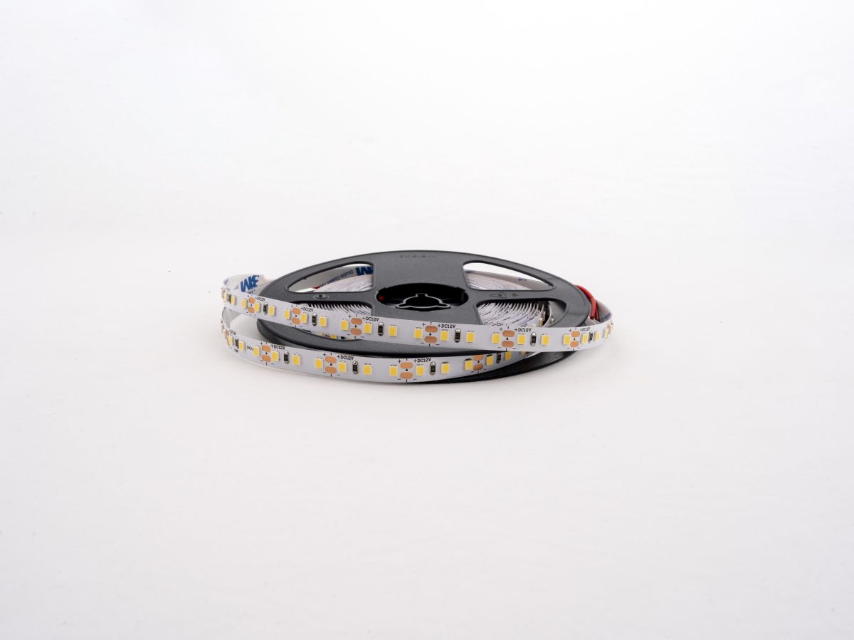 Светодиодная лента LEDS POWER 2835 120/м (9,6Вт/м) 12В нейтральная 002224