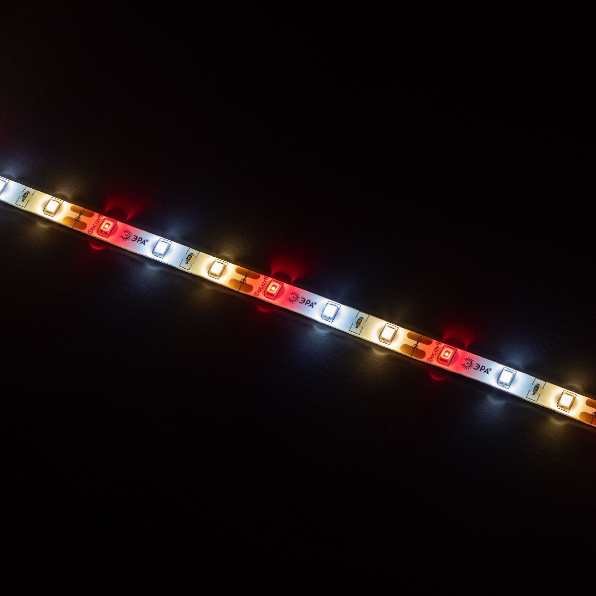 Светодиодная лента для растений Эра FITO-Strip Light-Rа90-27W-3m-12V-IP65 4000K Б0064597