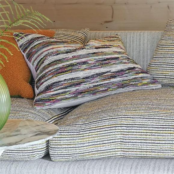 Подушка CCDG1398, Zanshi, Fuchsia, Designers Guild 45 x 60см