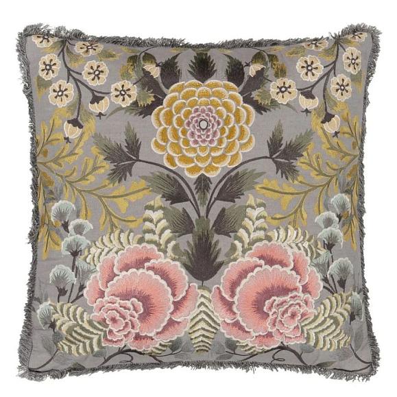 Подушка CCDG1465, Brocart Decoratif Embroidered, Sepia, Designers Guild 50 x 50см