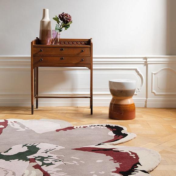 Ковер Ted Baker 162303 (D150) Shaped Magnolia Burgundy 150 x 150 см