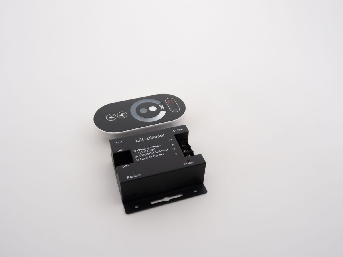 Контроллер одноцветный LEDS POWER T3 RF 30A сенсорный ПДУ 003931