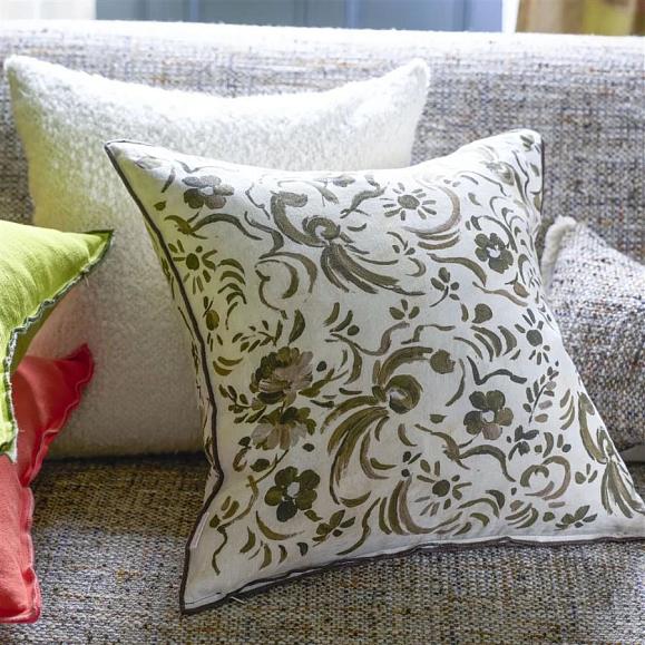 Подушка CCDG1585, Kawana Linen, Sepia, Designers Guild 50 x 50см