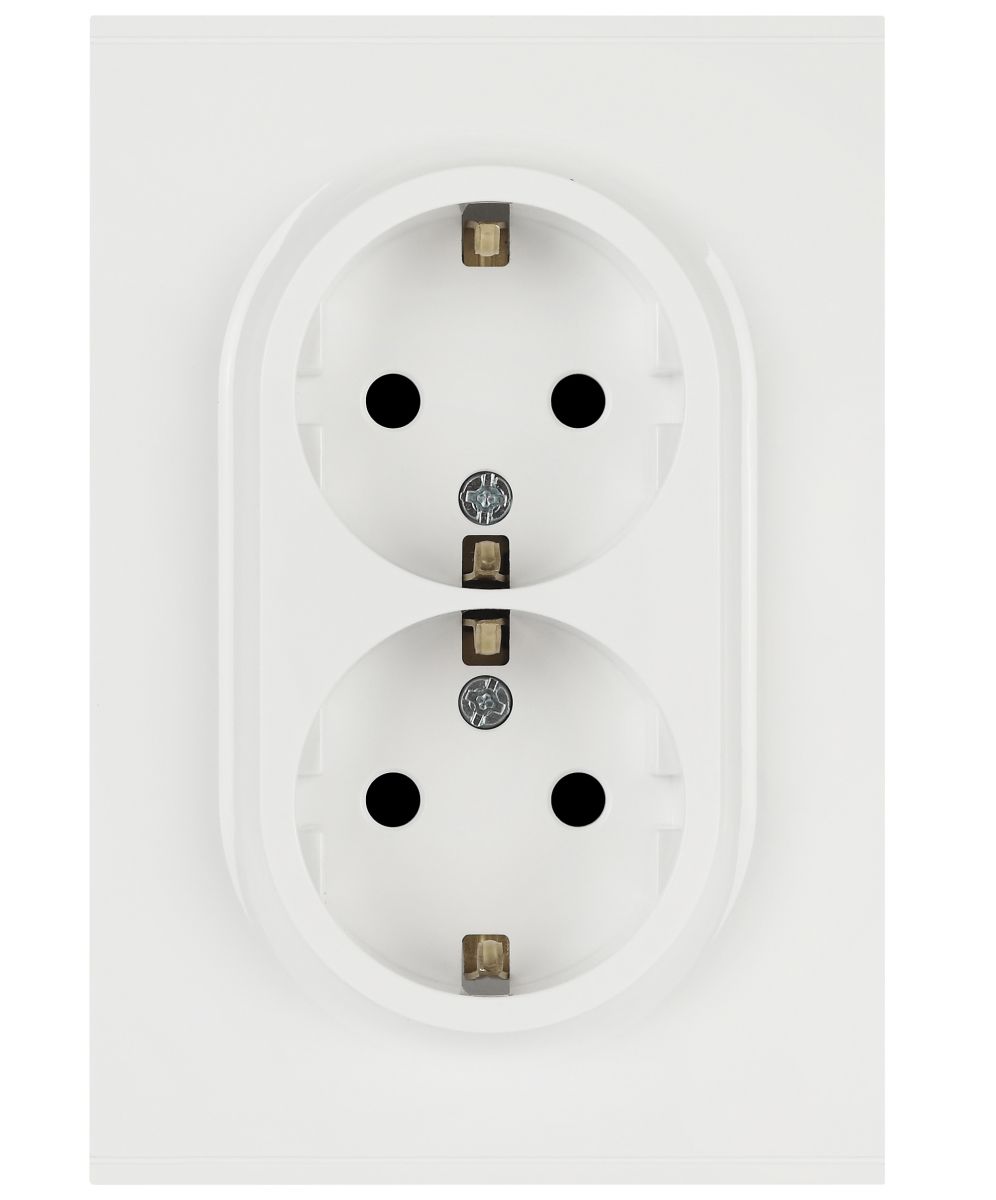 Розетка Эра Arktik 16-2105-01 двойная с заземлением 2X2P+E Schuko со шторками 16А-250В белый Б0070454