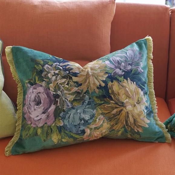 Подушка CCDG1461, Fleurs D Artistes Velours, Vintage Green, Designers Guild 60 x 45см