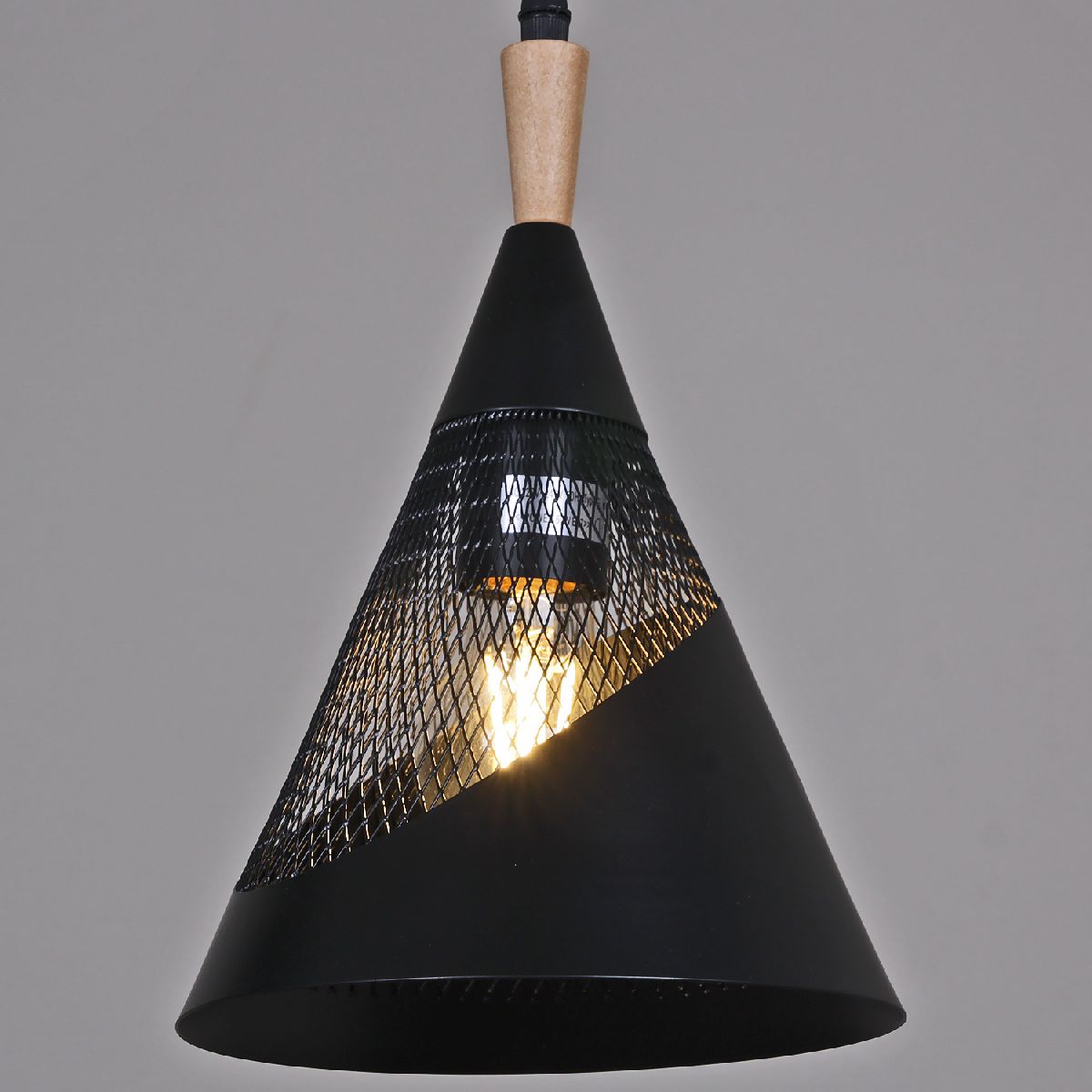 Подвесной светильник Reluce 03250-3.9-01 BK+WOOD