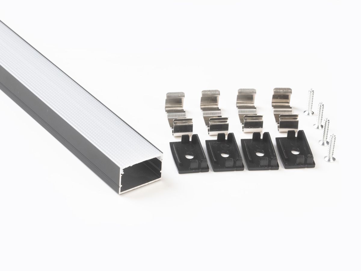 Профиль накладной LEDS POWER СПН2515 алюм. черный с призм.рассеивателем 2м 008486