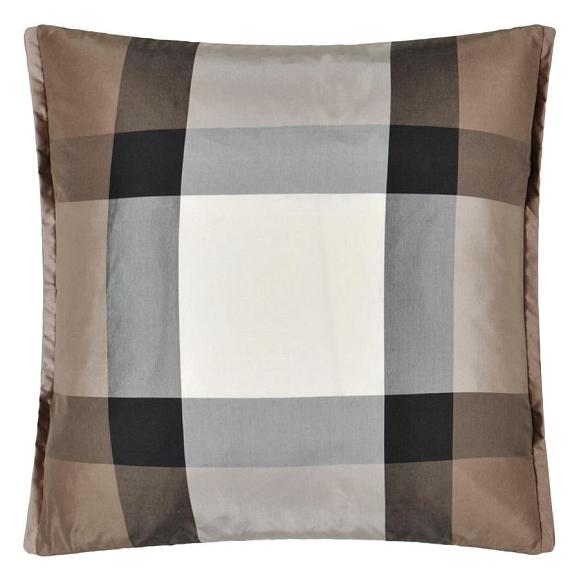 Подушка CCDG1038, Varanasi, Taupe, Designers Guild 43x43см
