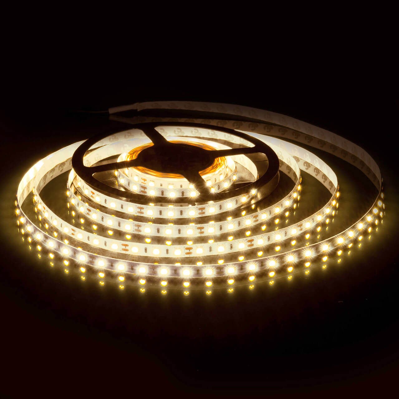 Светодиодная влагозащищенная лента Elektrostandard 14,4W/m 60LED/m 5050SMD дневной белый 5M 4690389154843 a050575