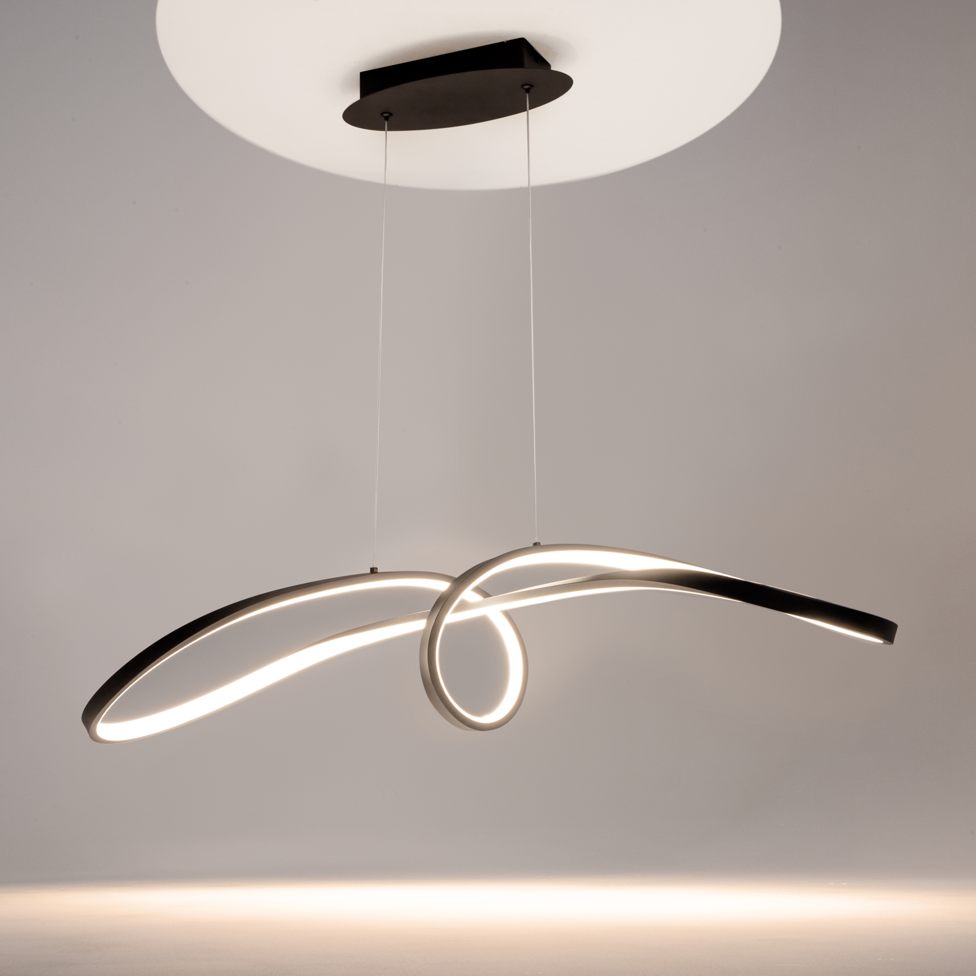 Подвесной светильник Maytoni Curve MOD156PL-L52B4K