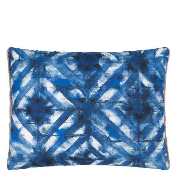 Подушка CCDG1458, Parquet Batik, Indigo, Designers Guild 60 x 45см