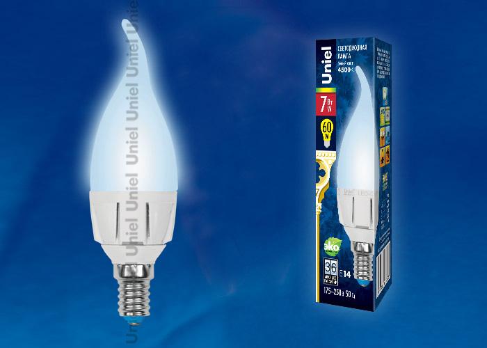 Лампа светодиодная (UL-00002414) Uniel E27 7W 3000K матовая LED-C37 7W/WW/E27/FR PLP01WH