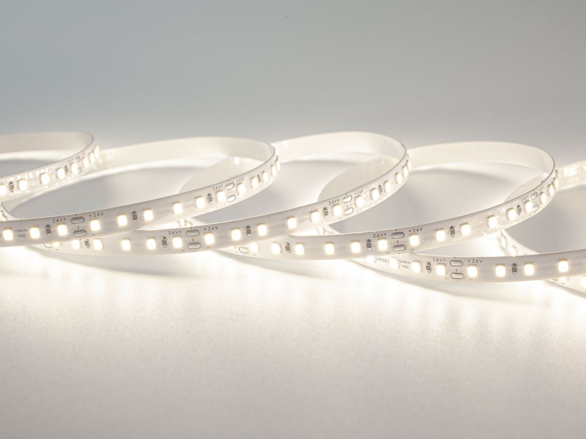 Светодиодная лента LEDS POWER 2835 120/м (10Вт/м) 24В нейтральная 008806