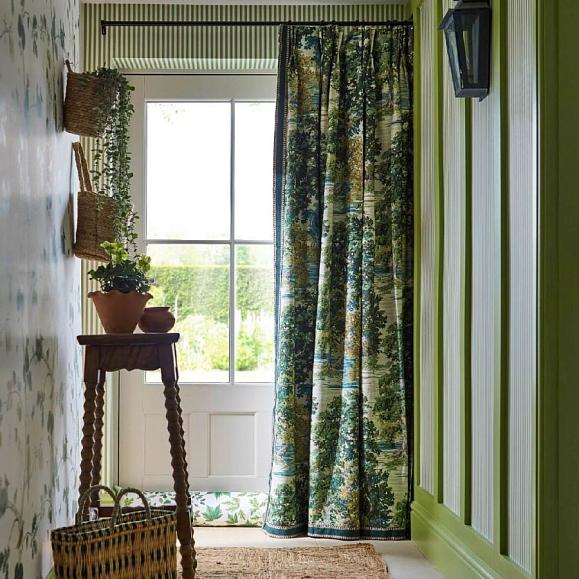 Обои Sanderson 217255 Pinetum Stripe Sap Green