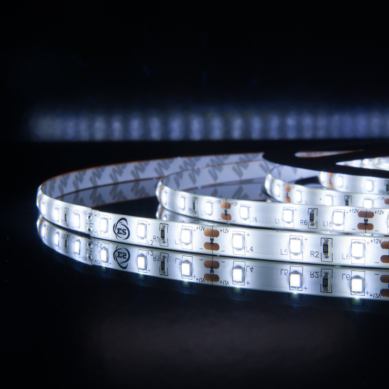 Светодиодная лента Elektrostandard 12V 4,8W 60Led 2835 IP65 холодный белый, 5м 4690389124167 a040996