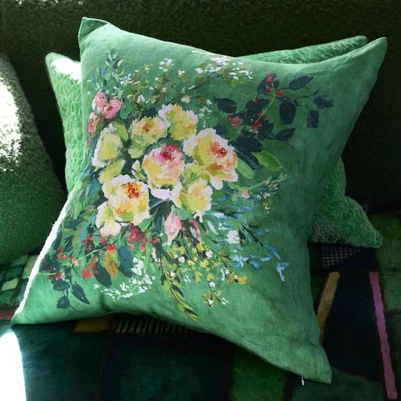 Подушка CCDG1571, Margaretta Linen, Emerald, Designers Guild 55 x 55см