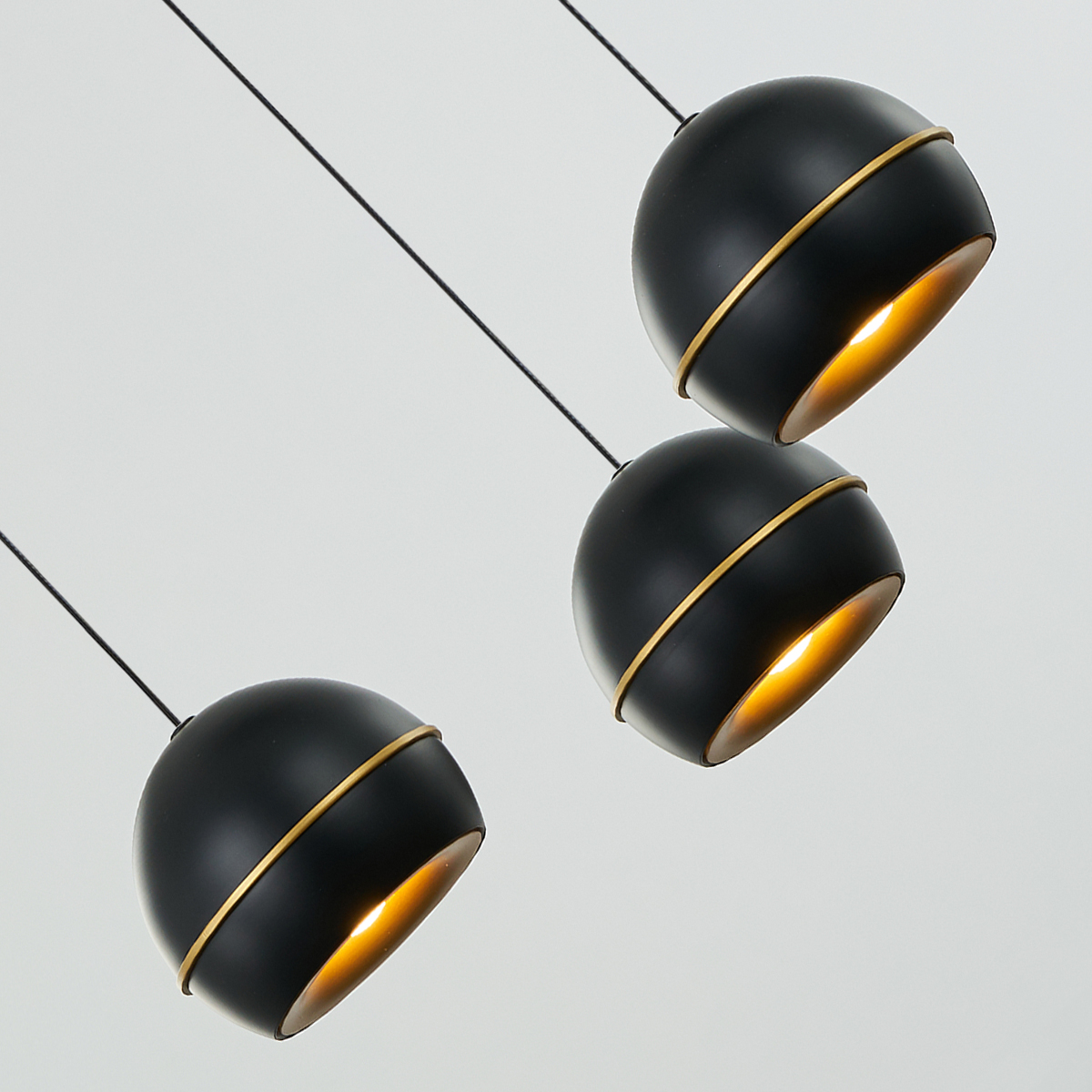 Подвесная люстра DeLight Collection MD21001034-5B black/gold