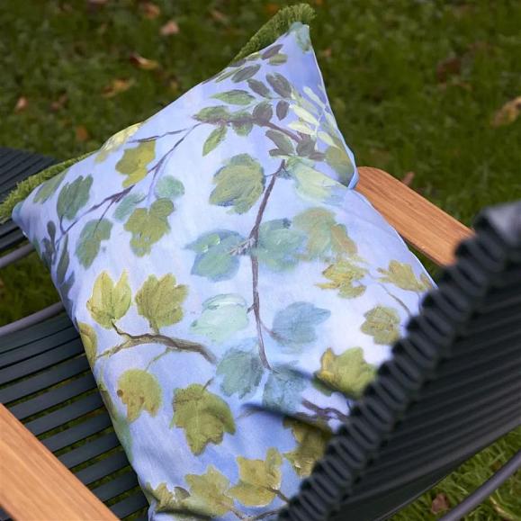 Подушка CCDG1554, Giardino Segreto Outdoor, Cornflower, Designers Guild 60 x 45см
