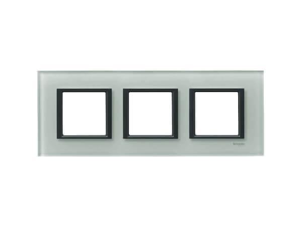Рамка 3-постовая Schneider Electric Unica Class MGU68.006.7C3