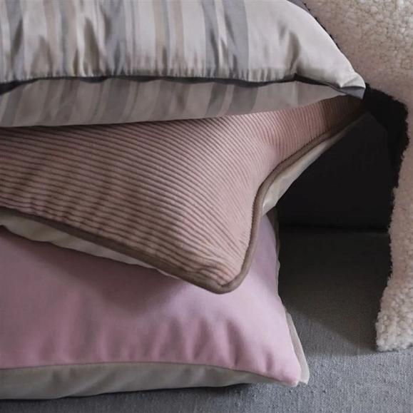 Подушка CCDG1312, Corda, Cameo, Designers Guild 43x43см