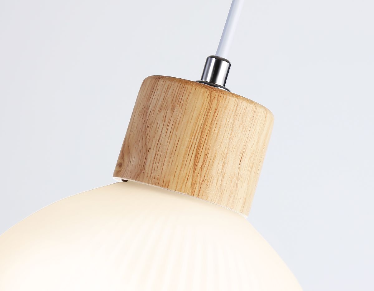 Подвесной светильник Ambrella Light Traditional TR83133