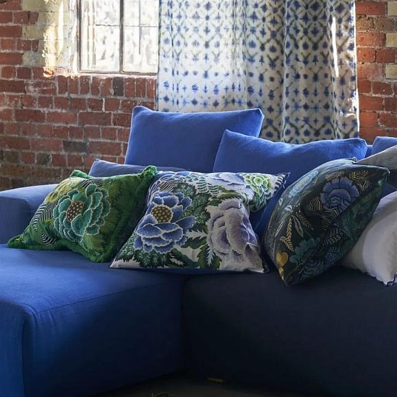 Подушка CCDG1451, Brocart Decoratif Velours, Indigo, Designers Guild 55 x 55см
