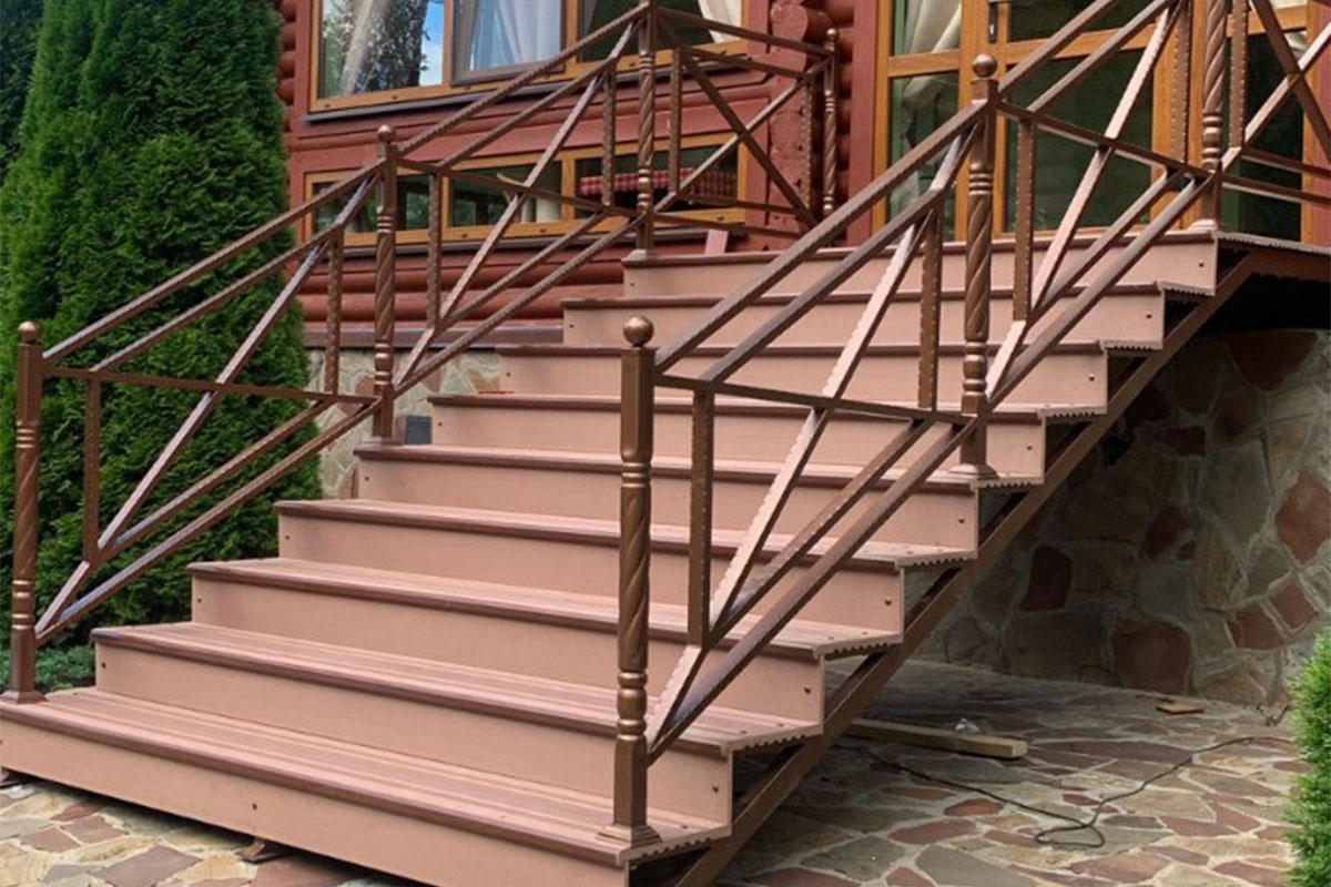 Ступень ДПК Ecodeck 346*23,5*4000мм, коричневый