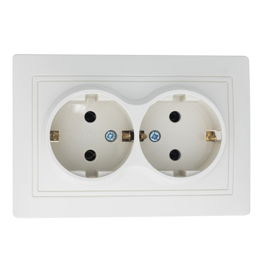 Розетка 2П+З двойная скрытой установки 16А 250В IP20,слоновая кость (керамика) "Дельта" General 477271