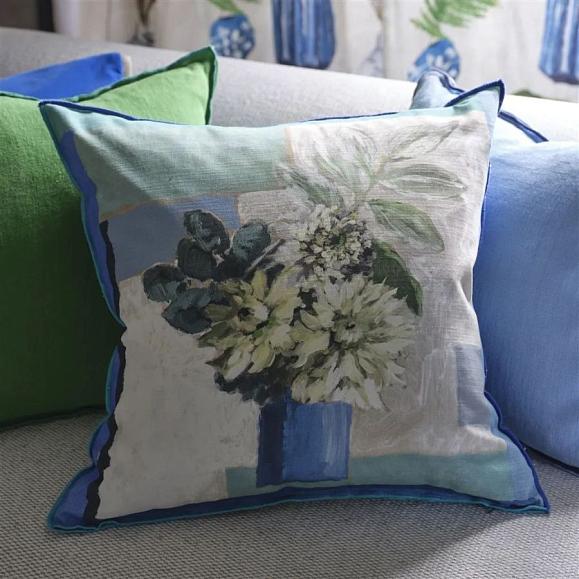 Подушка CCDG1582, Celadon Vase Cotton, Delft, Designers Guild 50 x 50см