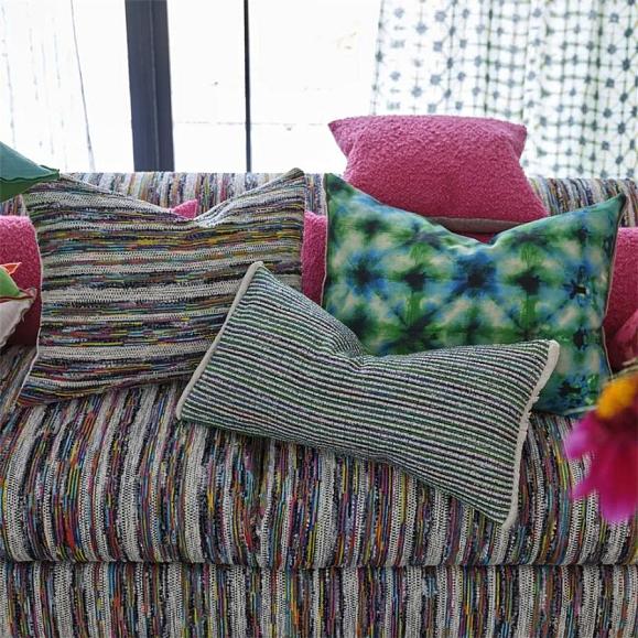 Подушка CCDG1402, Sakiori, Cobalt, Designers Guild 30 x 60см