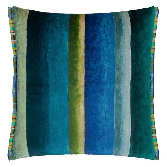 Подушка CCDG1215, Porcelaine de Chine Velours, Indigo, Designers Guild 55 x 55см