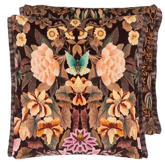 Подушка CCDG1386, Ikebana Damask Velvet, Chocolate, Designers Guild 55 x 55см