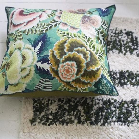 Подушка CCDG1456, Rose De Damas, Jade, Designers Guild 55 x 55см