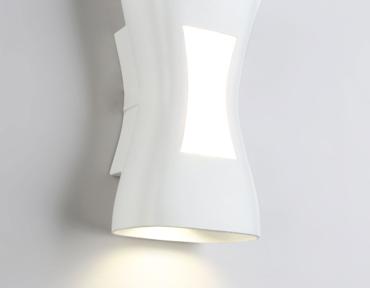Уличный настенный светильни Ambrella Light Garden ST4527