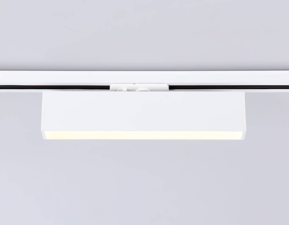 Трековый однофазный светильник Ambrella Light Track System GL6761