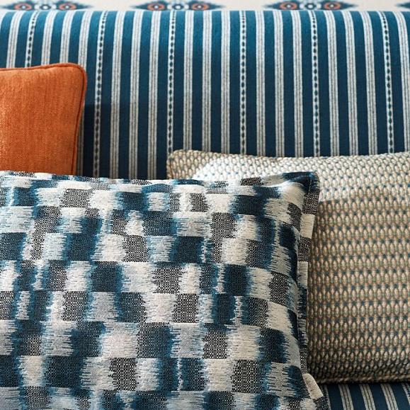 Обои Jane Churchill J189W-02 Priya Stripe Blue