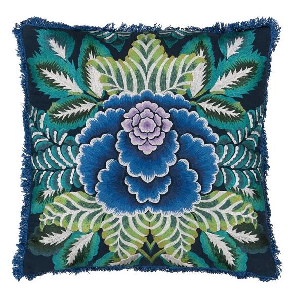 Подушка CCDG1466, Rose De Damas Embroidered, Indigo, Designers Guild 50 x 50см