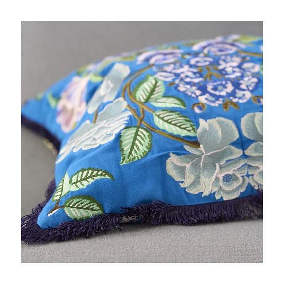 Подушка CCDG1504, Eleonora Embroidered, Cobalt, Designers Guild 55 x 55см