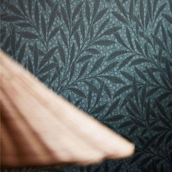 Обои Morris 217183 Emery's Willow Emery Blue